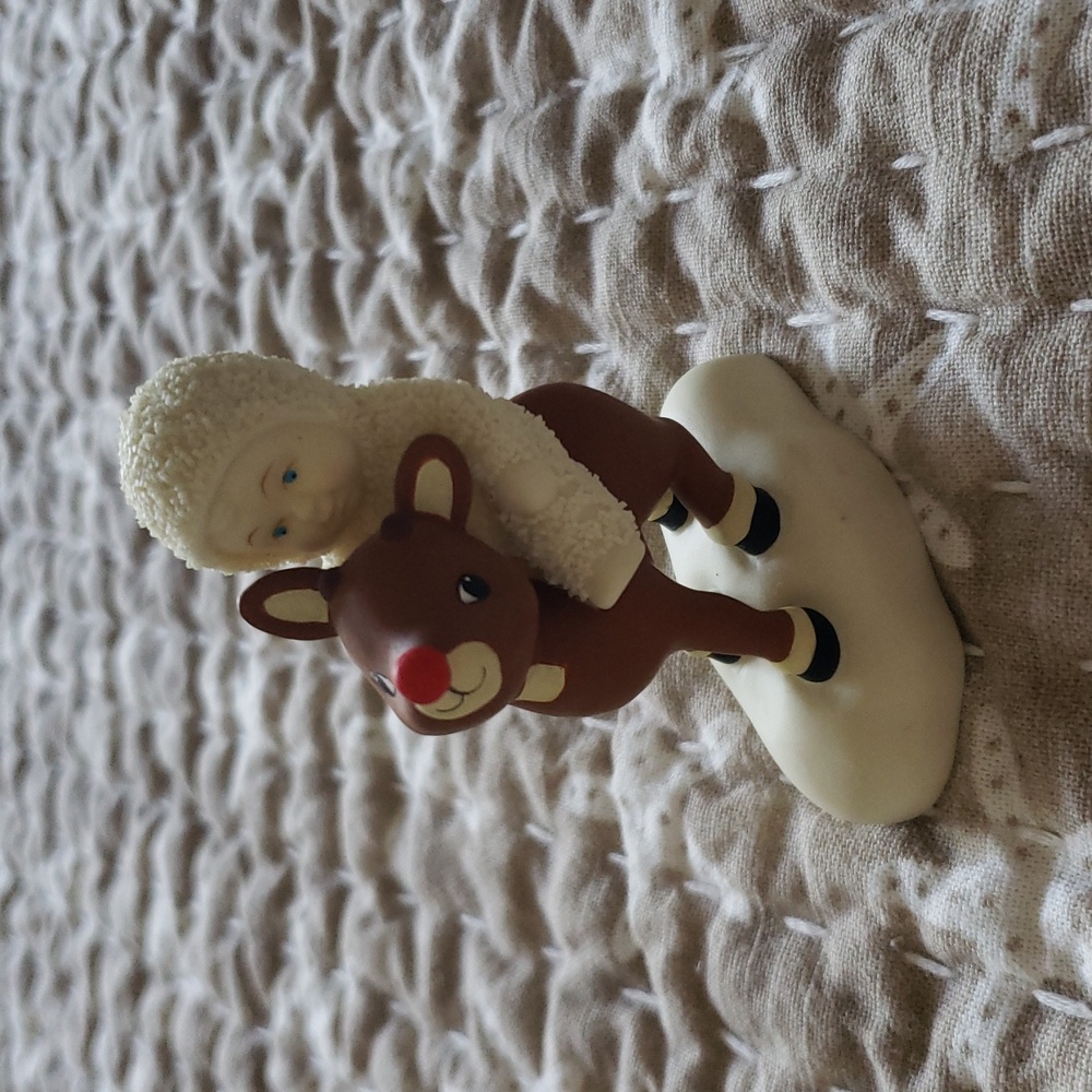 Snowbabies Rudolph Gets Ready